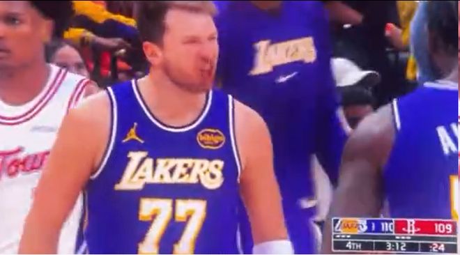 东契奇大心脏三分率队逆转火箭 湖人豪取7连胜