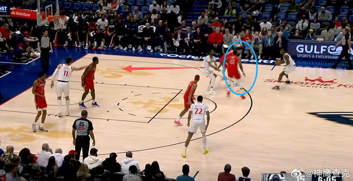 小德里克-琼斯对阵鹈鹕砍22分创生涯新高