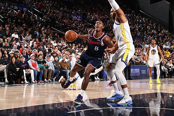 勇士逆转快船晋级季后赛 邓恩力竭难挽颓势